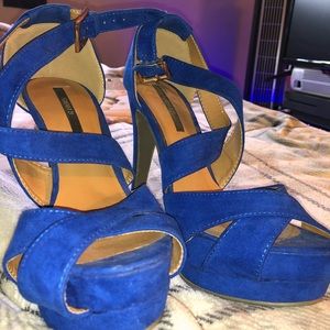 blue heels